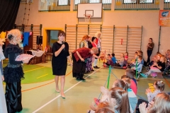 2015_DEN_76