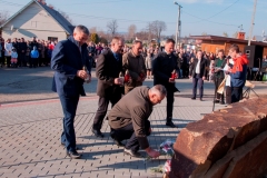 19_1111pomnikgorki_80
