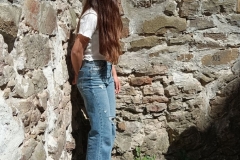 32
